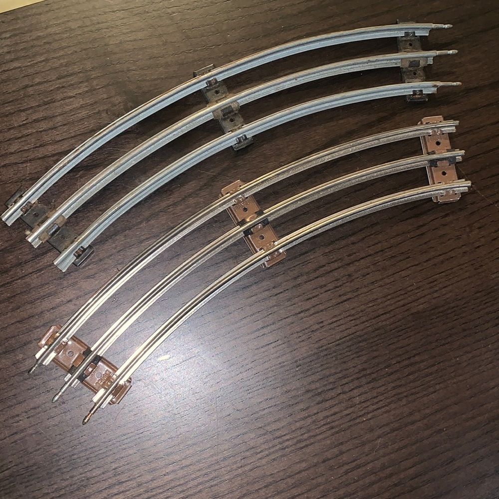 Vintage Lionel O Scale Track, Set of 2 Curved Great Find!! Train